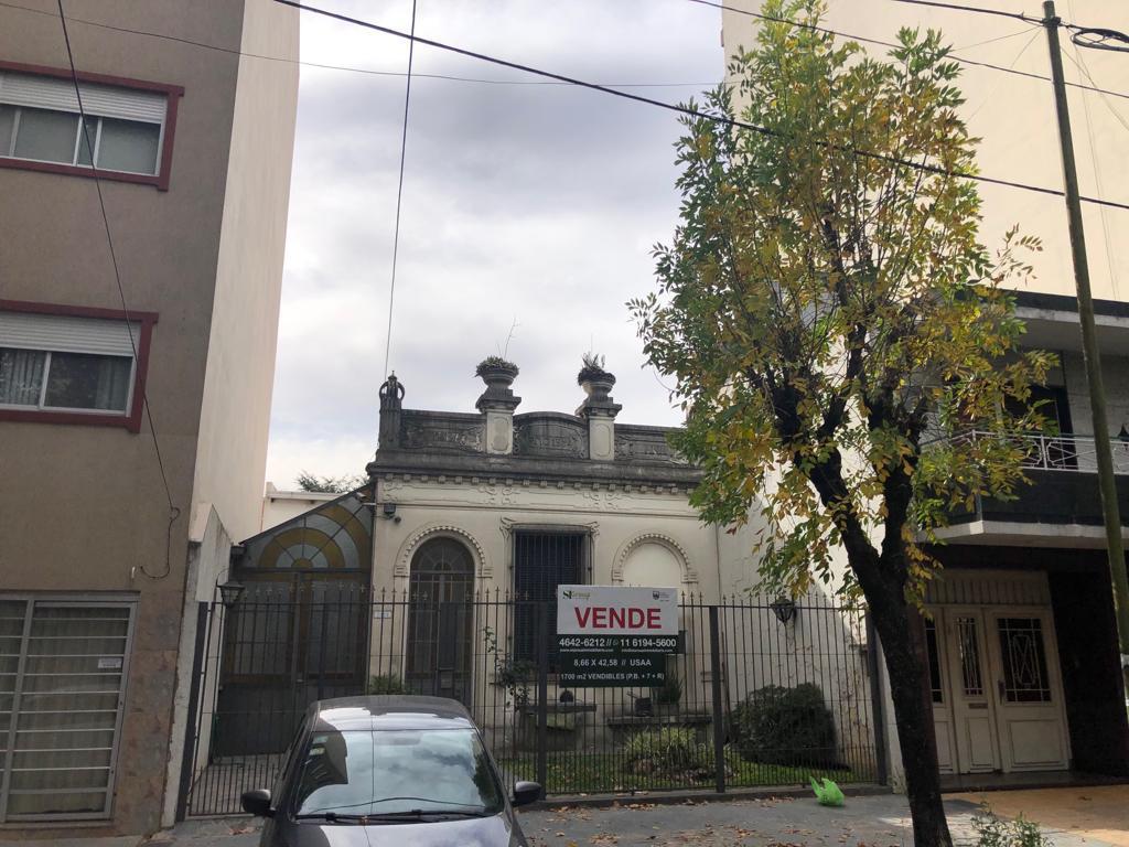 TERRENO; Mataderos; Miralla 1032 ; 368 m2; 1400 m2 vend. + 5 cocheras