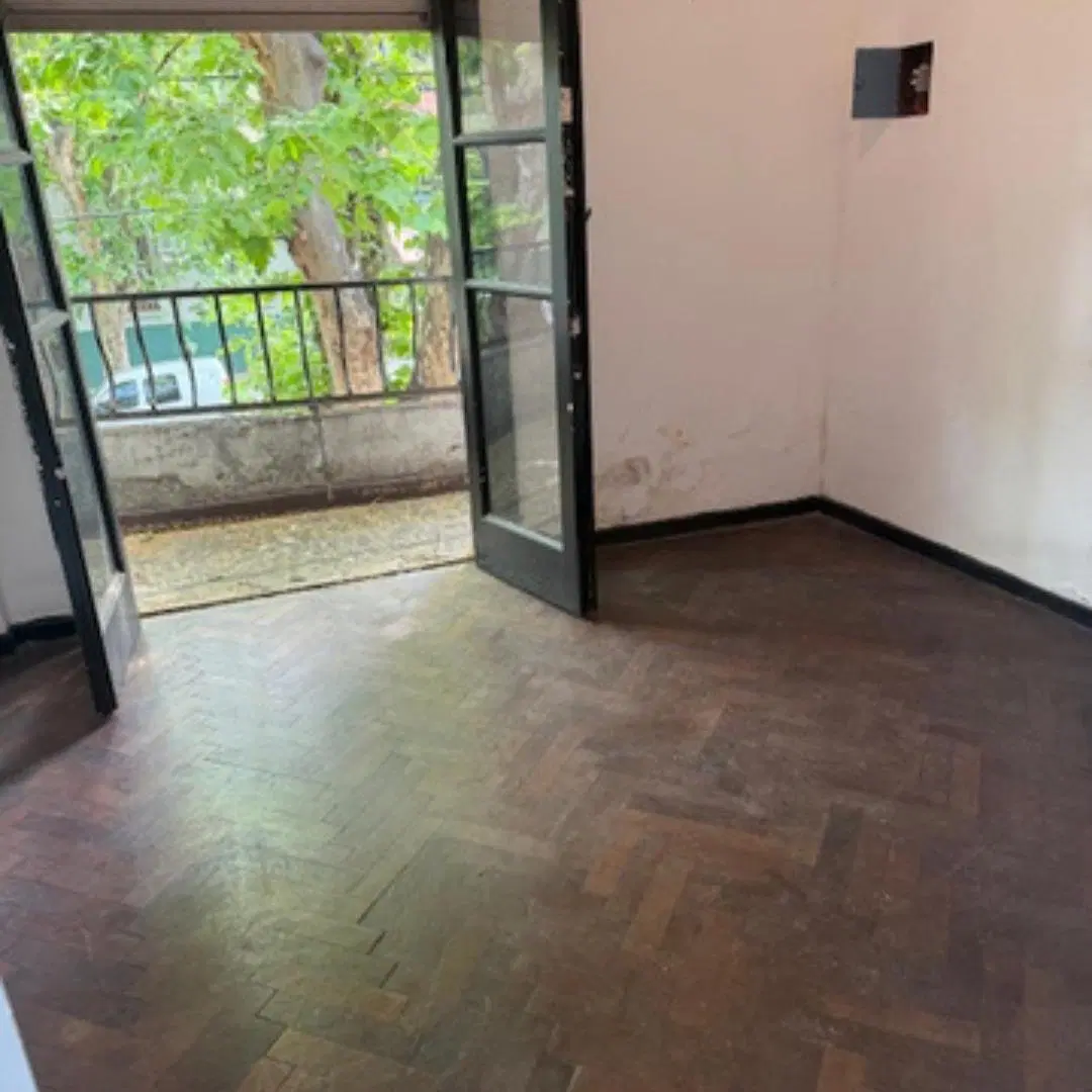 Galpón, Almagro, Av. H. Yrigoyen 382, 260 M2 Totales 4
