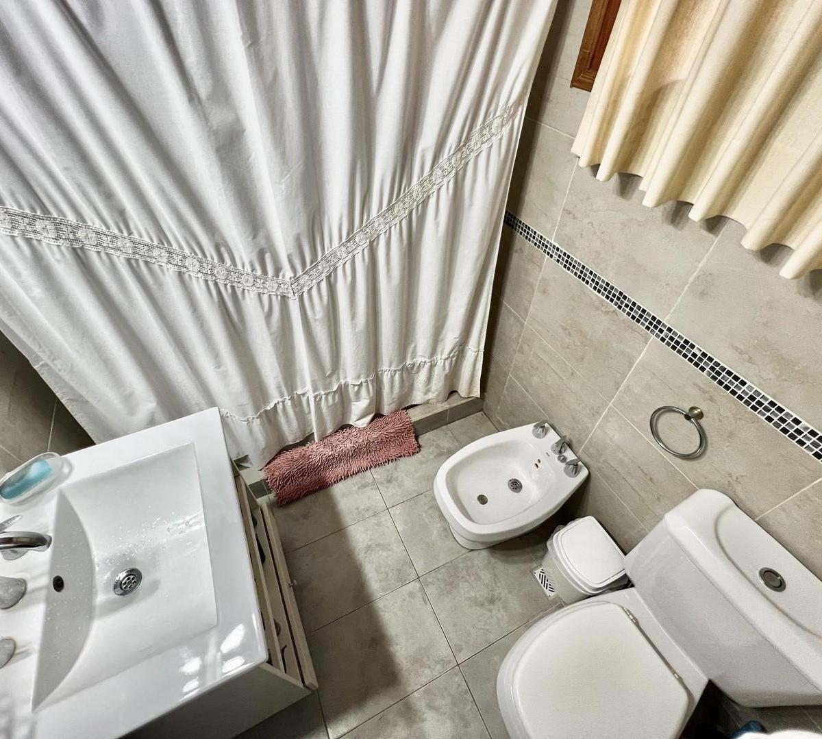 Casa en Venta Ubicado en Costa del Este, con Gas Natural, Costa Atlántica, Buenos Aires 2