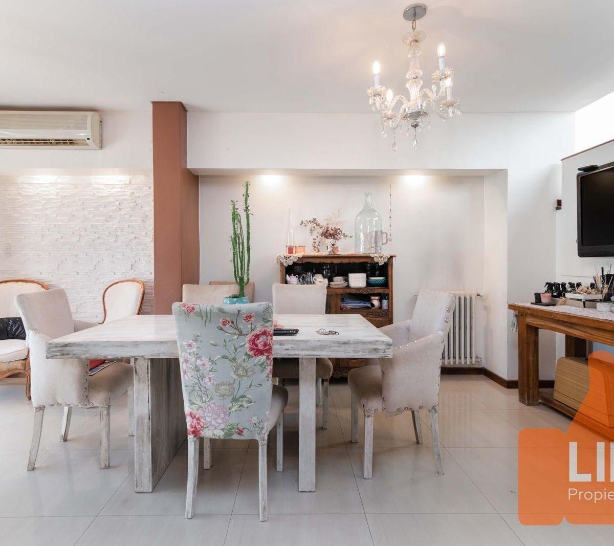 Casa Chalet en Venta en Agronomía, Capital Federal, Buenos Aires 5