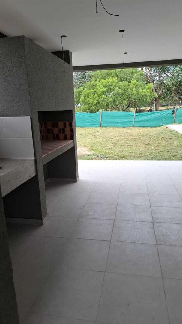 Foto de Casa a Estrenar en Barrio Cerrado El Cardal 2 | 3 Dorm | Pileta | Piso, imagen 3