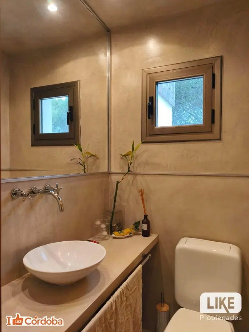 Casa Chalet  en Venta en El Bosque Club de Campo, Córdoba 4