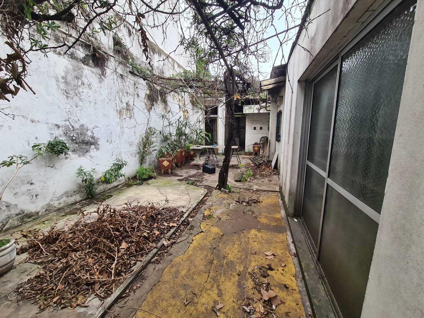 Foto de OPORTUNIDAD!!! IDEAL INVERSOR, A REFACCIONAR O DESARROLLO INMOBILIARIO.!!!, imagen 3