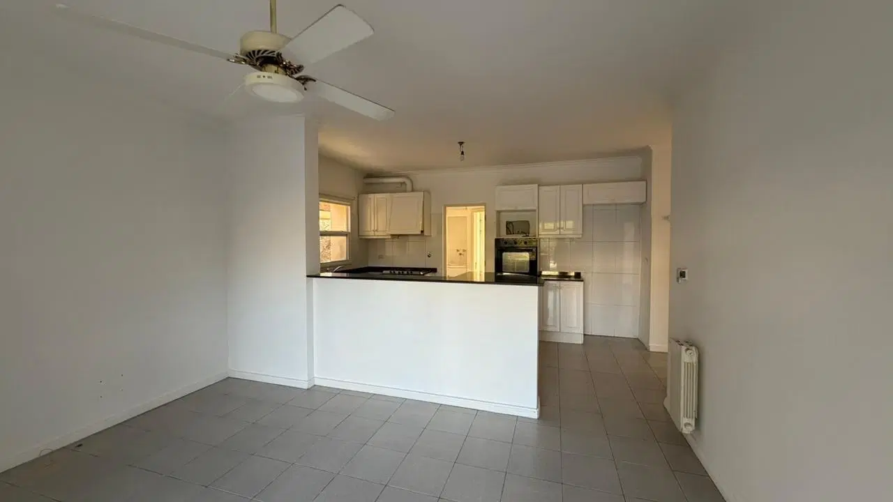 Casa  en Venta en Los Jazmines, Pilar del Este, Pilar 5