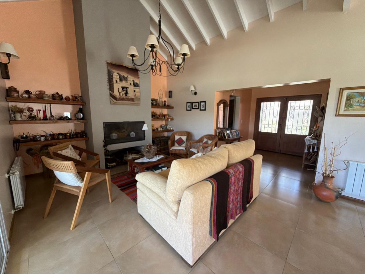 Foto de Casa en Venta en Los Jazmines, Pilar del Este, Pilar, imagen 1