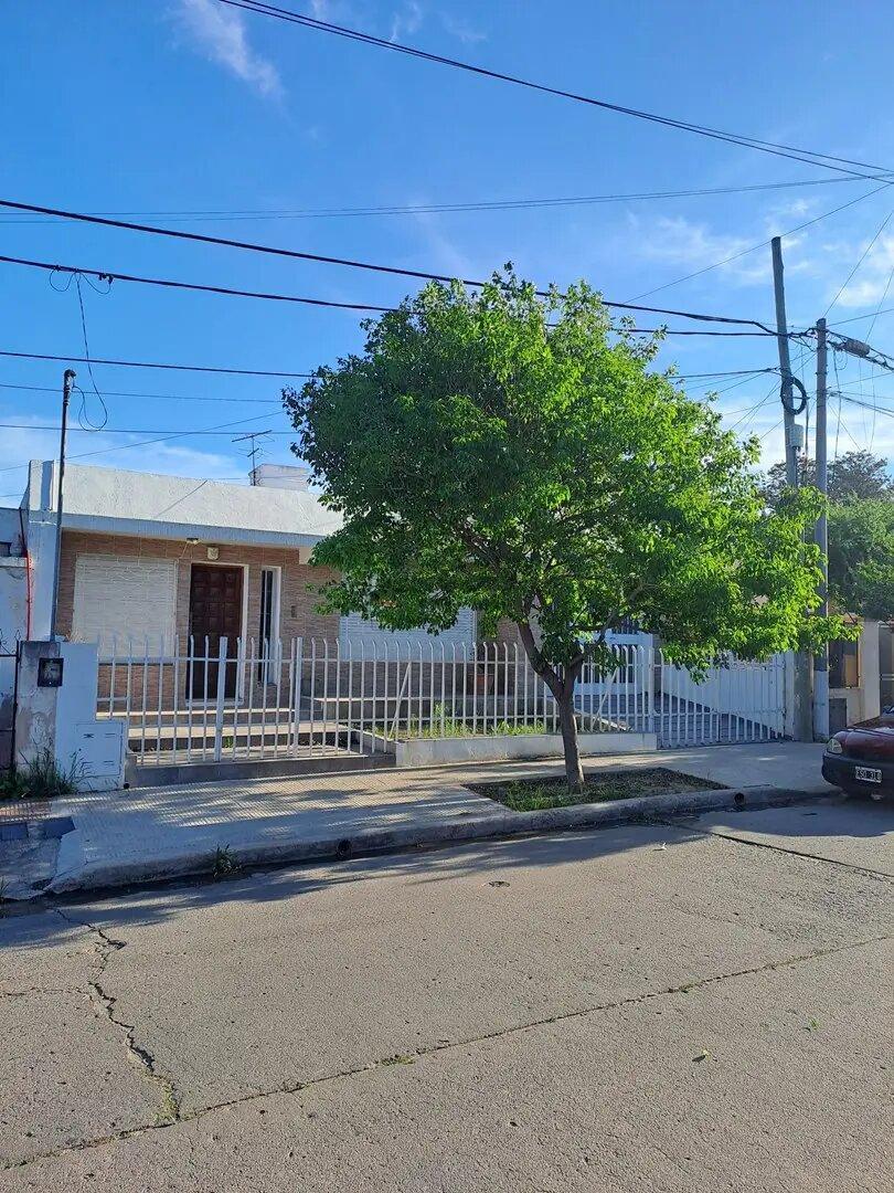 Foto de Casa Chalet En Venta En Córdoba, Córdoba, Argentina, imagen 1