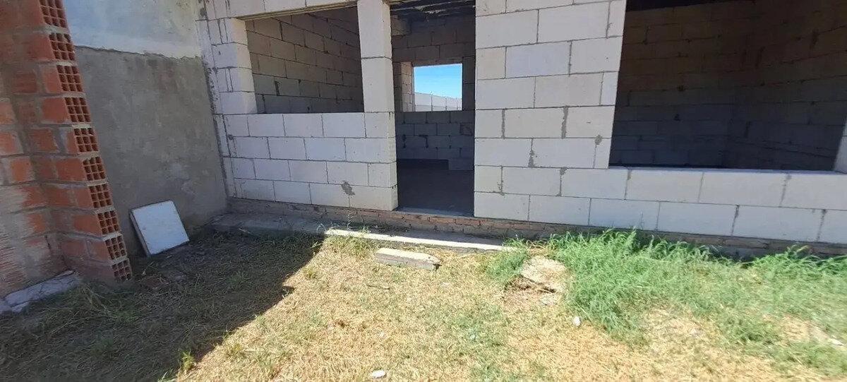 Foto de Lote En Venta En Bahía Blanca, Con Construcción Casa 1 Dorm, imagen 3