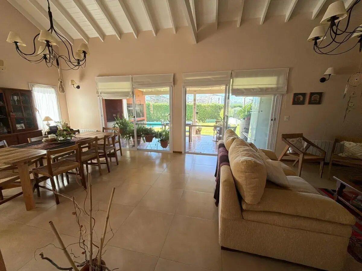 Foto de Casa En Venta En Los Jazmines, Pilar Del Este, Pilar, imagen 4