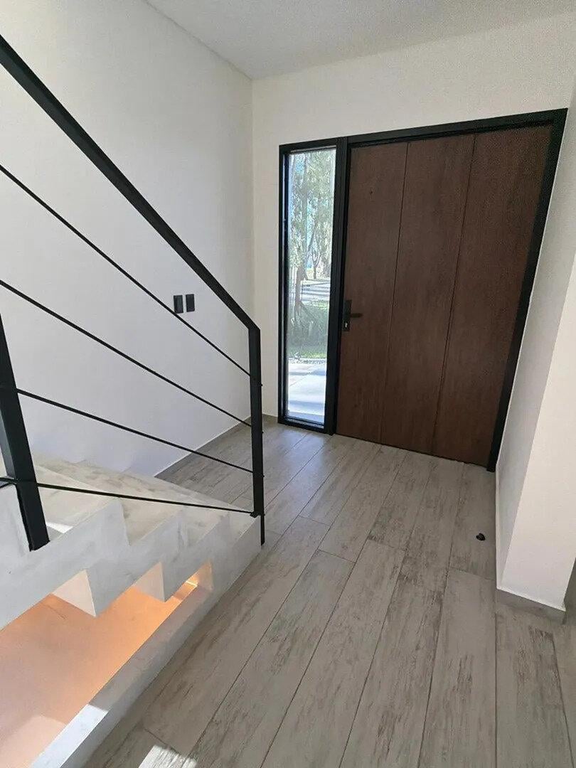Foto de Casa En Venta 3 Dormitorios 4 Baños 1 Año De Antiguedad Impecable, imagen 5