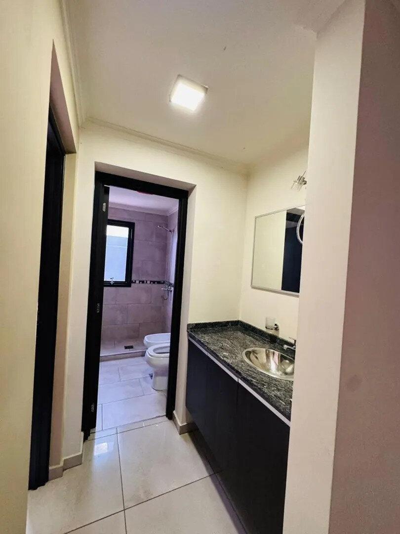 Foto de Casa Triplex En Venta En Villa Carlos Paz, Punilla, Córdoba, imagen 1