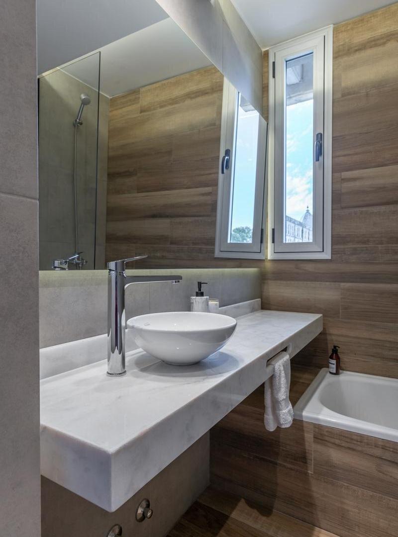 Foto de Departamento de 1 dormitorio en venta Barrio Refinería, imagen 1