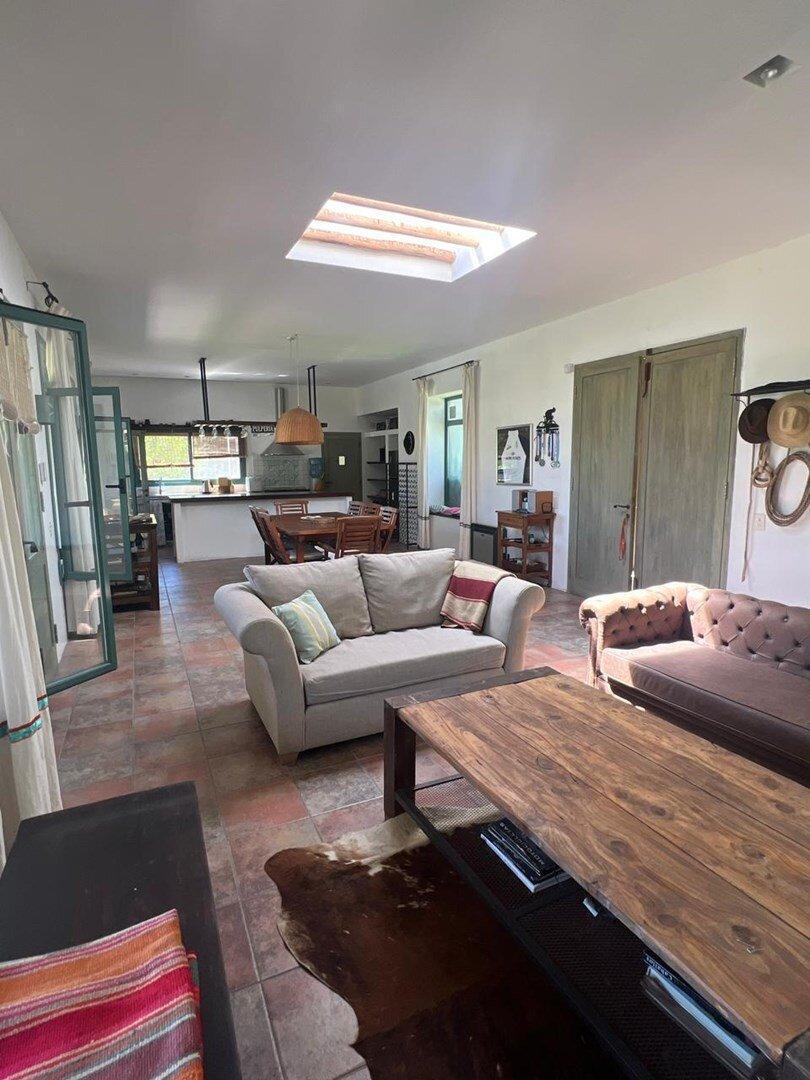 Foto de Casa en VENTA, 3 dormitorios más dependecia, en amplio lote y pileta, imagen 5