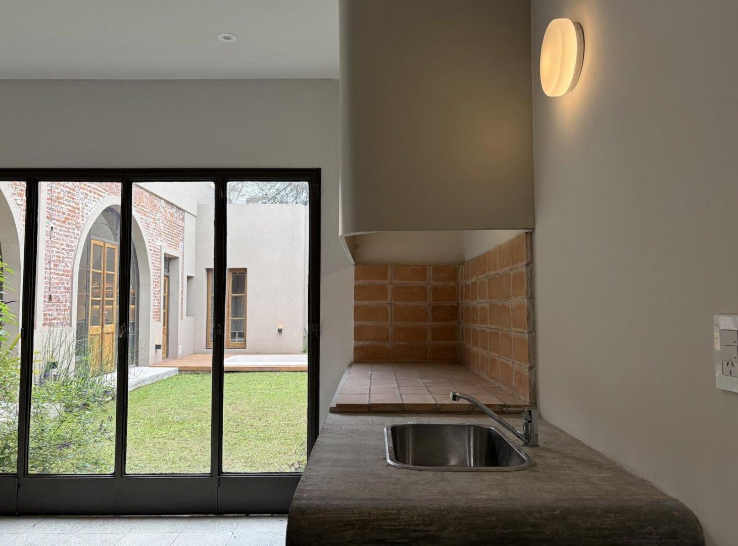 Foto de Casa de Diseño Moderno en Venta | 4 Dormitorios | Barrio Lourdes | Con, imagen 1