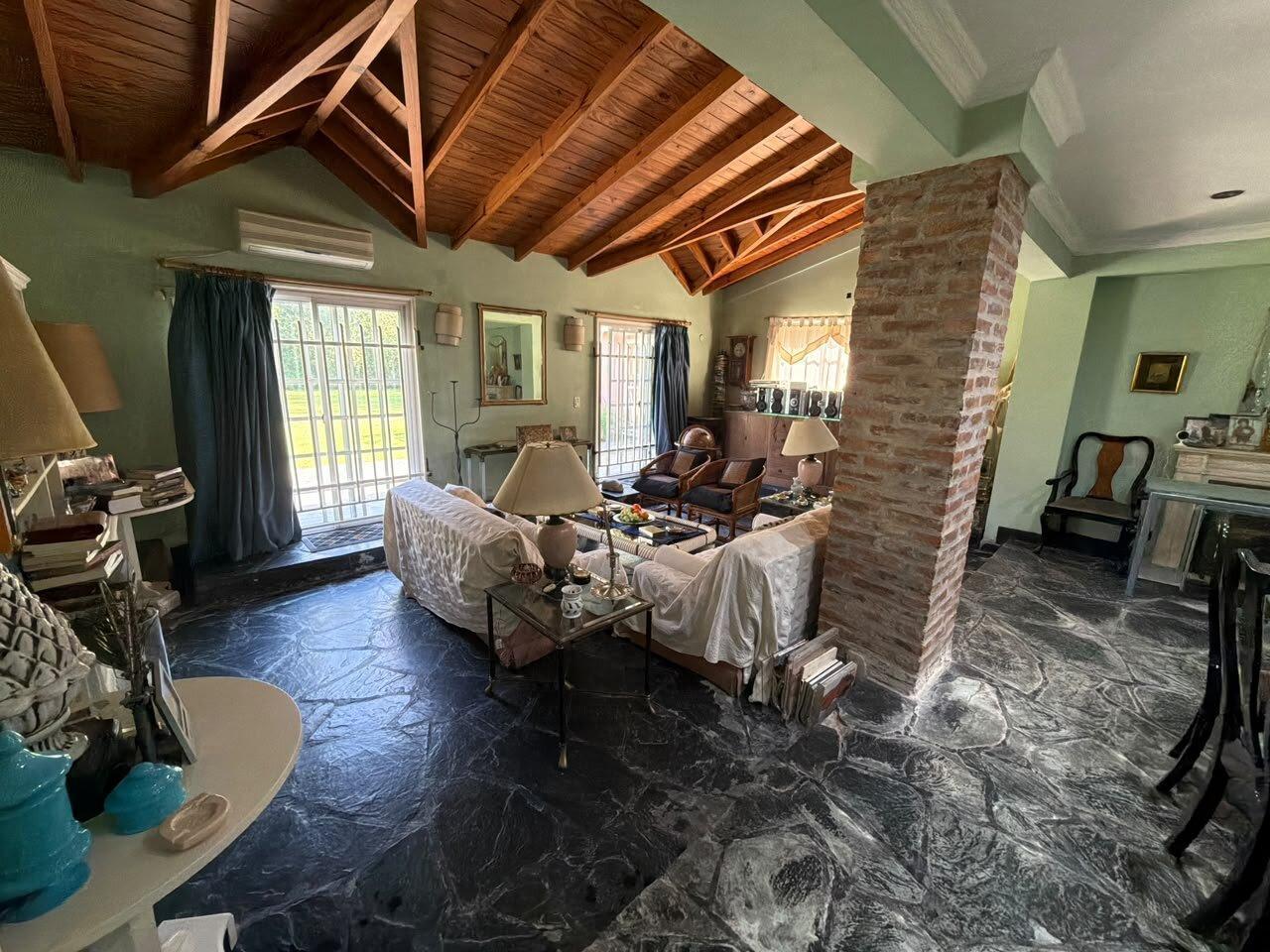 Foto de Casa Quinta en VENTA. Barrio Abierto sin expensas en amplio lote, imagen 4