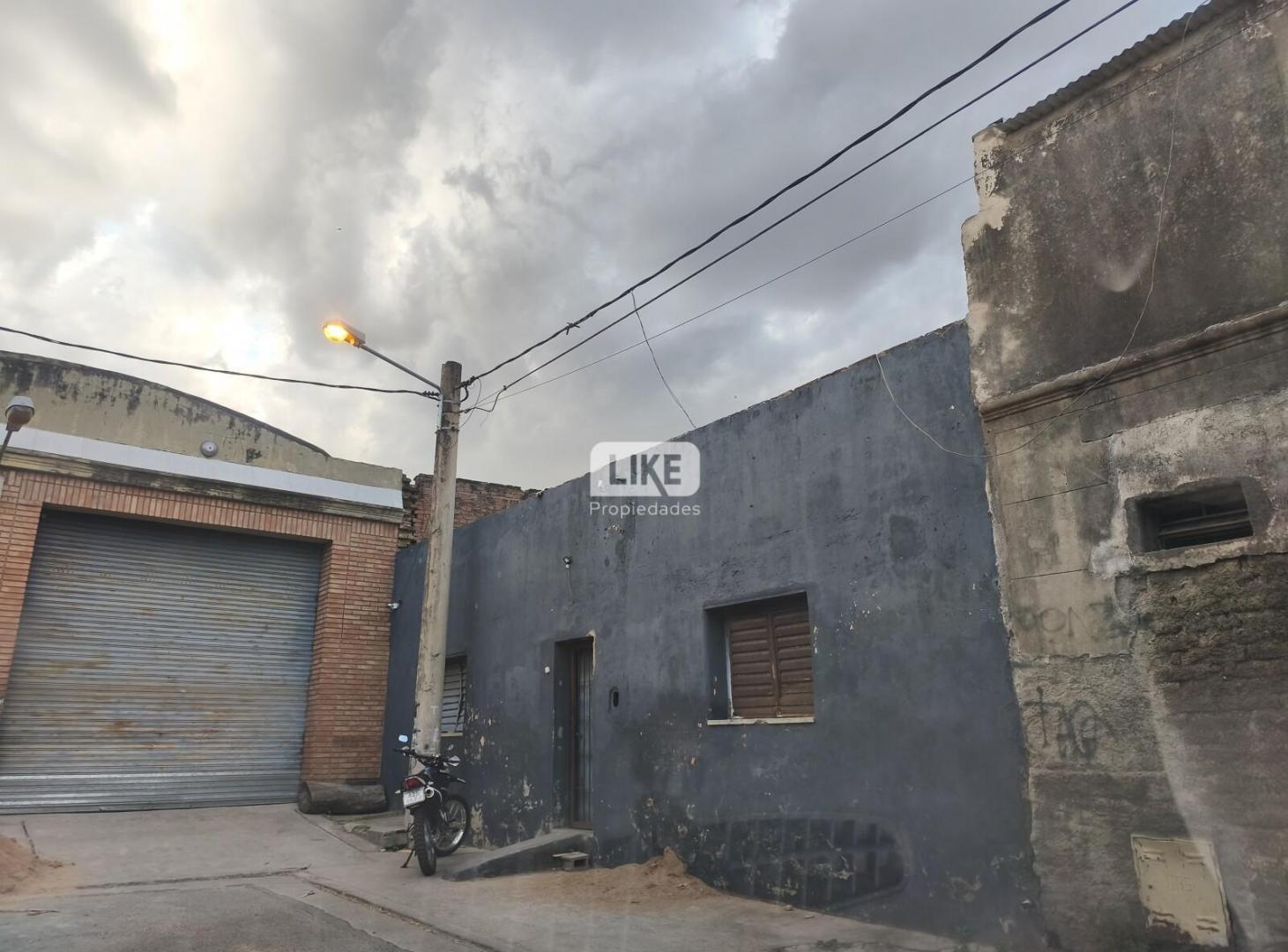 Foto de OPORTUNIDAD CASA A RECICLAR, imagen 1