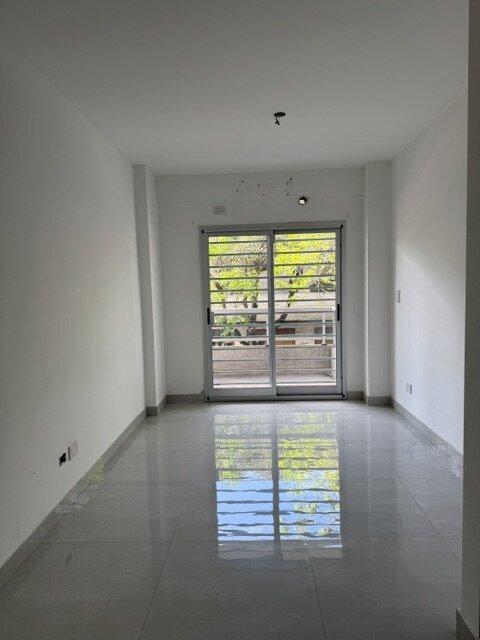 Foto de Alquiler departamento 3 ambientes con cochera, imagen 3