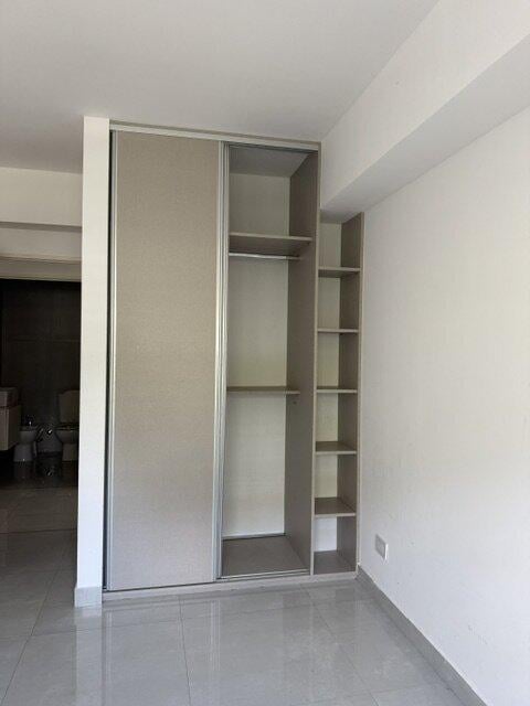 Foto de Alquiler departamento 3 ambientes con cochera, imagen 2