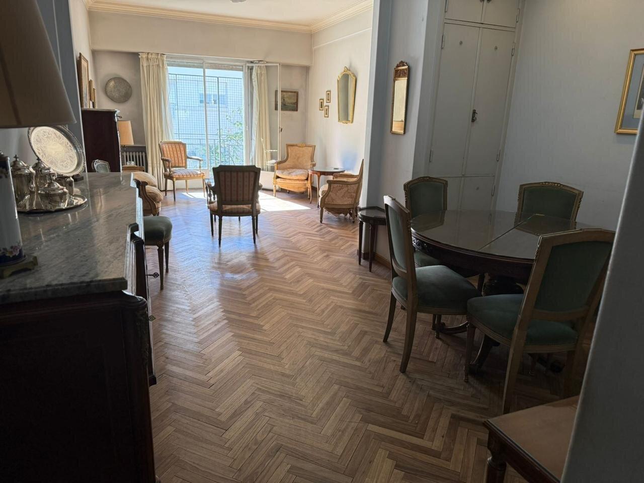 Foto de Departamento EN VENTA. A reciclar, tres dormitorios, con balcon al, imagen 3