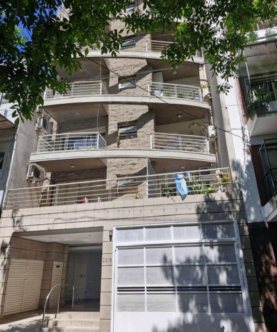 EXCLUSIVO PISO!!!! 3Amb + Escritorio de 100 mts + Cochera Cub