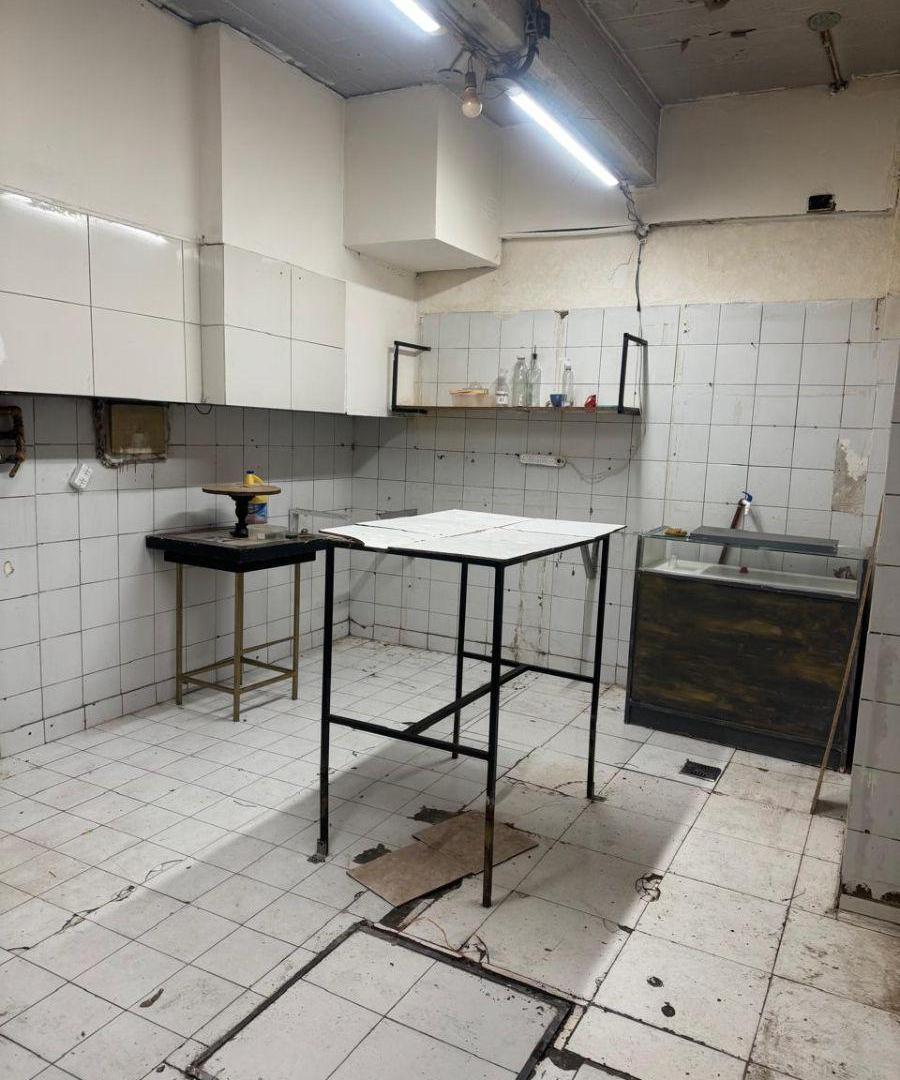 Local de 139 m2 en venta y alquiler en Recoleta - SOTANO