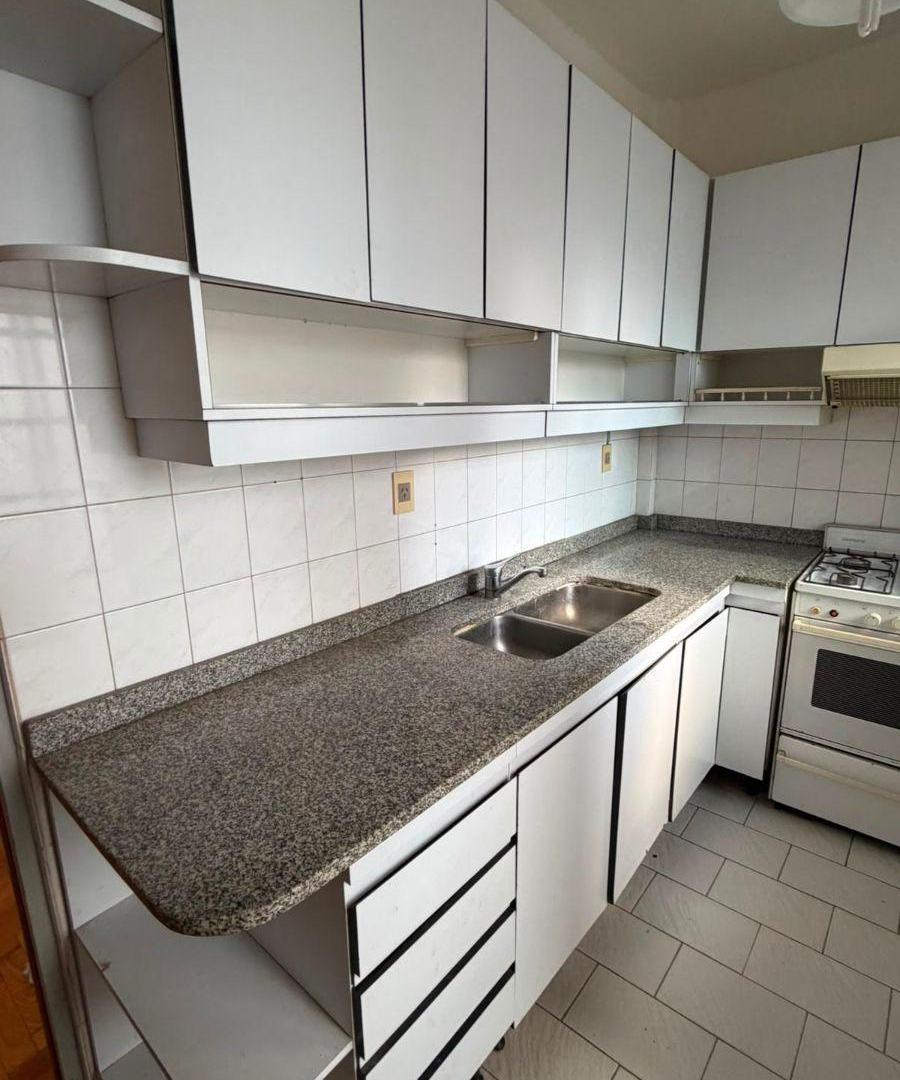 Foto de Super oportunidad! Hermoso 3amb con cocica comedor u escritorio., imagen 1