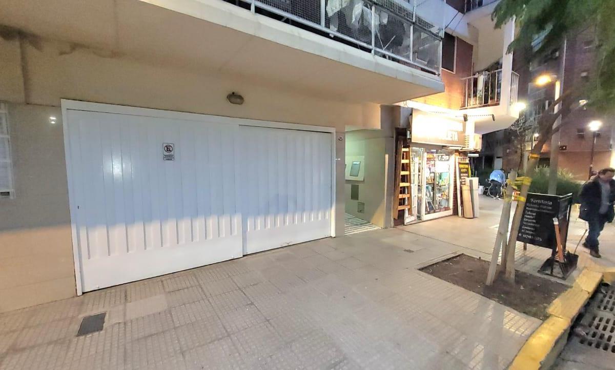 EXCELENTE UBICACIÓN "Araoz 1815", DEPARTAMENTO 2 AMBIENTES CON BALCÓN AL LATERAL