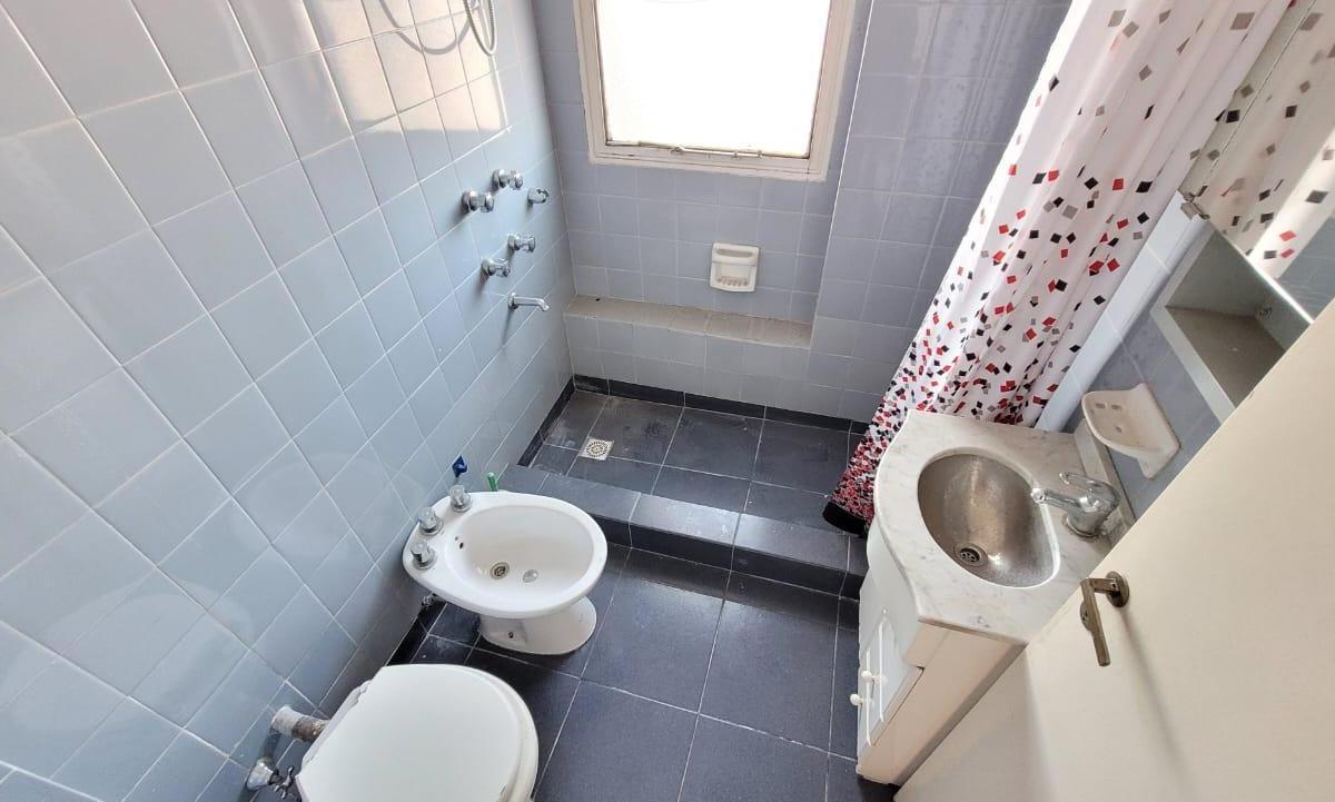 Hermoso Departamento 2 Ambientes "Angel Roffo 7005" Al Frente en Liniers 4