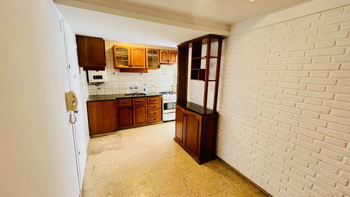 Foto de DEPTO. VENTA 3 AMB C/DEP. CABALLITO - SENILLOSA AL 100, BALCON TERRAZA, imagen 4