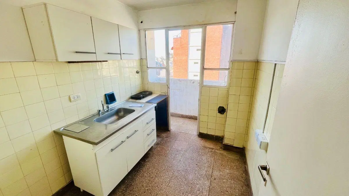 "EXCELENTE UBICACION" YERBAL 163 3 AMB C/ BALCON AL LATERAL, VISTA PANORAMICA 5