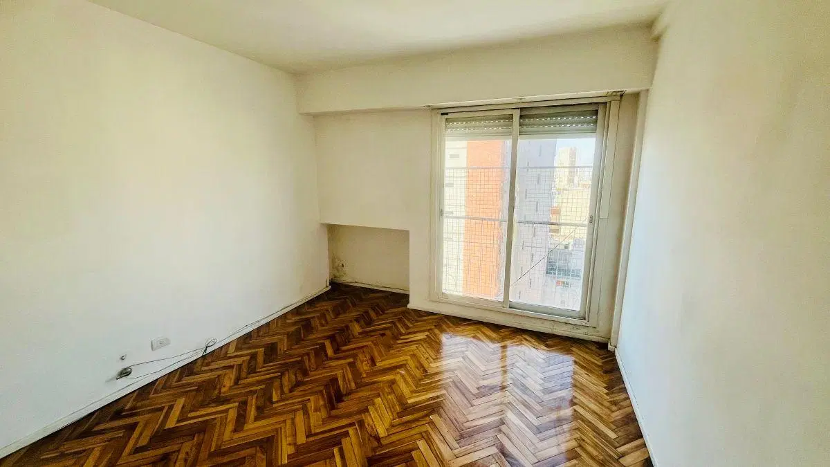 "EXCELENTE UBICACION" YERBAL 163 3 AMB C/ BALCON AL LATERAL, VISTA PANORAMICA 4