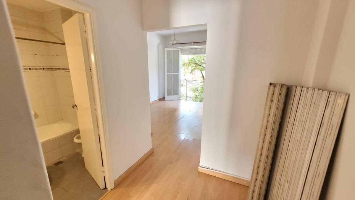 Foto de EXCELENTE UBICACIÓN "Boedo 105", DEPARTAMENTO 2 AMBIENTES CON BALCÓN, imagen 3