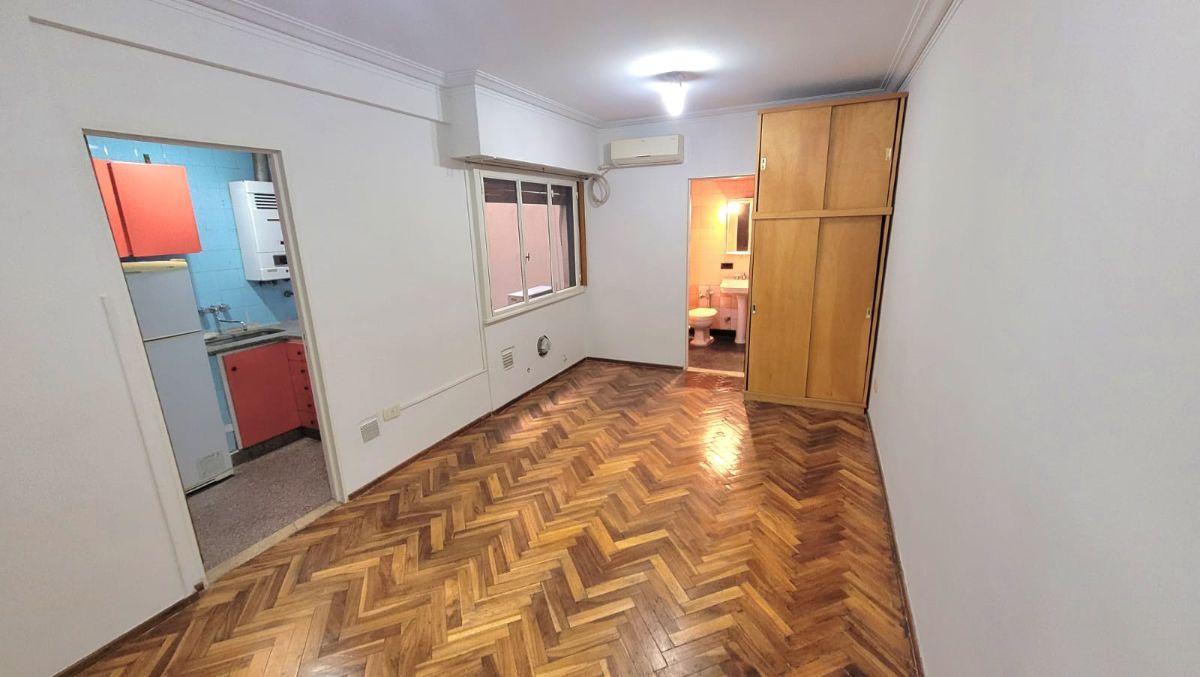 Foto de DEPTO. ALQUILER 1 AMB. ALMAGRO - "GASCON 30", INTERNO, APTO PROFESIONAL, imagen 5