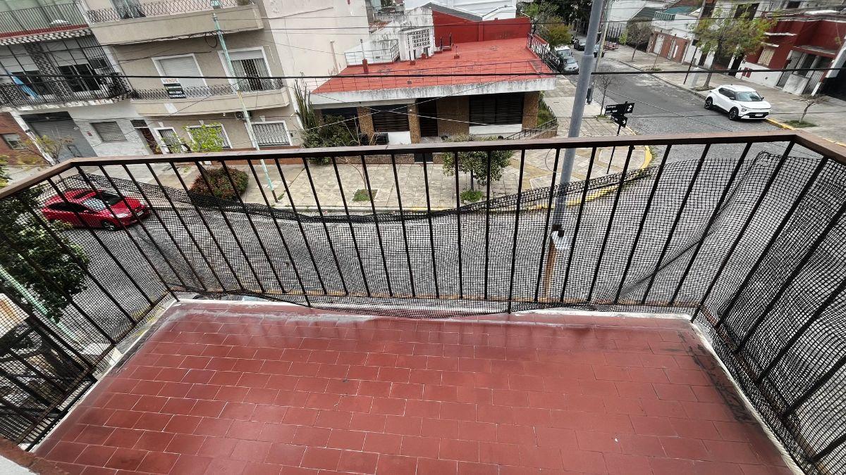 Foto de DEPTO. ALQUILER 2 AMB. POMPEYA - LANZA 2296, 2 AMB. BALCON AL FRENTE, imagen 2