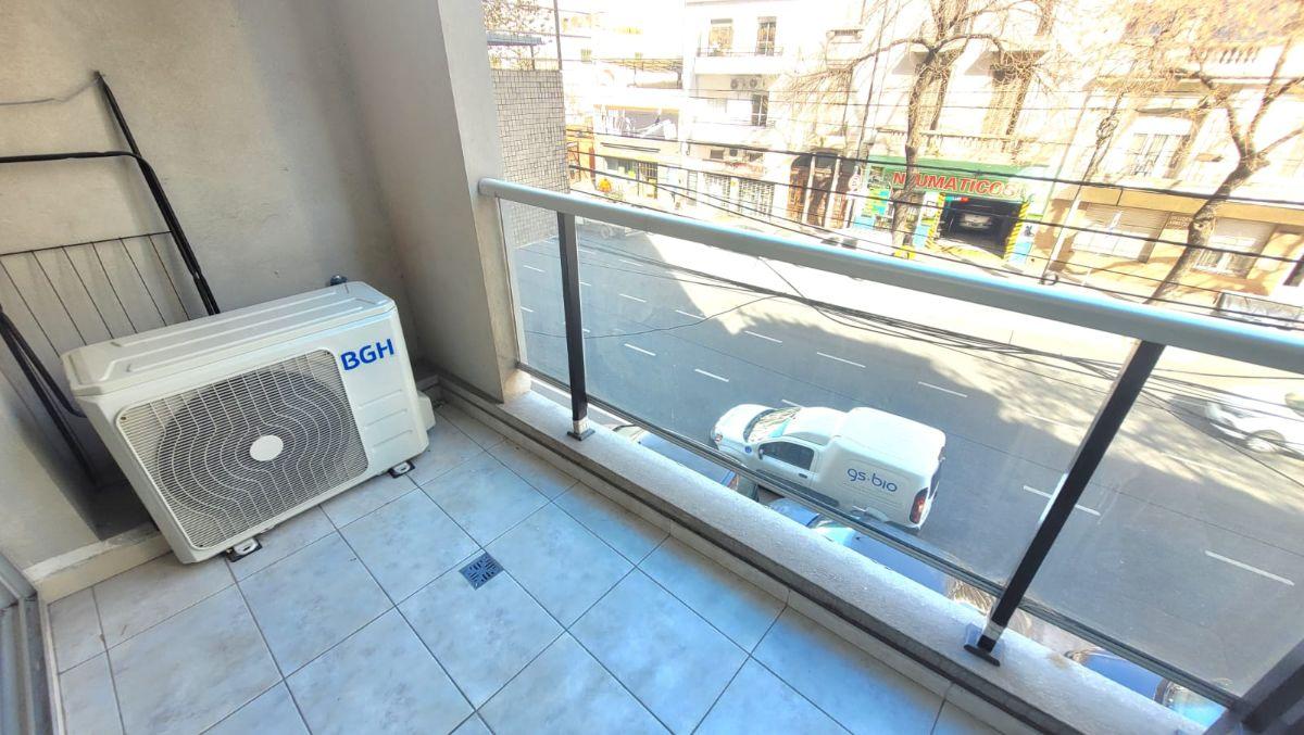 Foto de "EXCELENTE UBICACIÓN" DIAZ VELEZ 3879, MONOAMBIENTE C/BALCON AL FRENTE, imagen 4