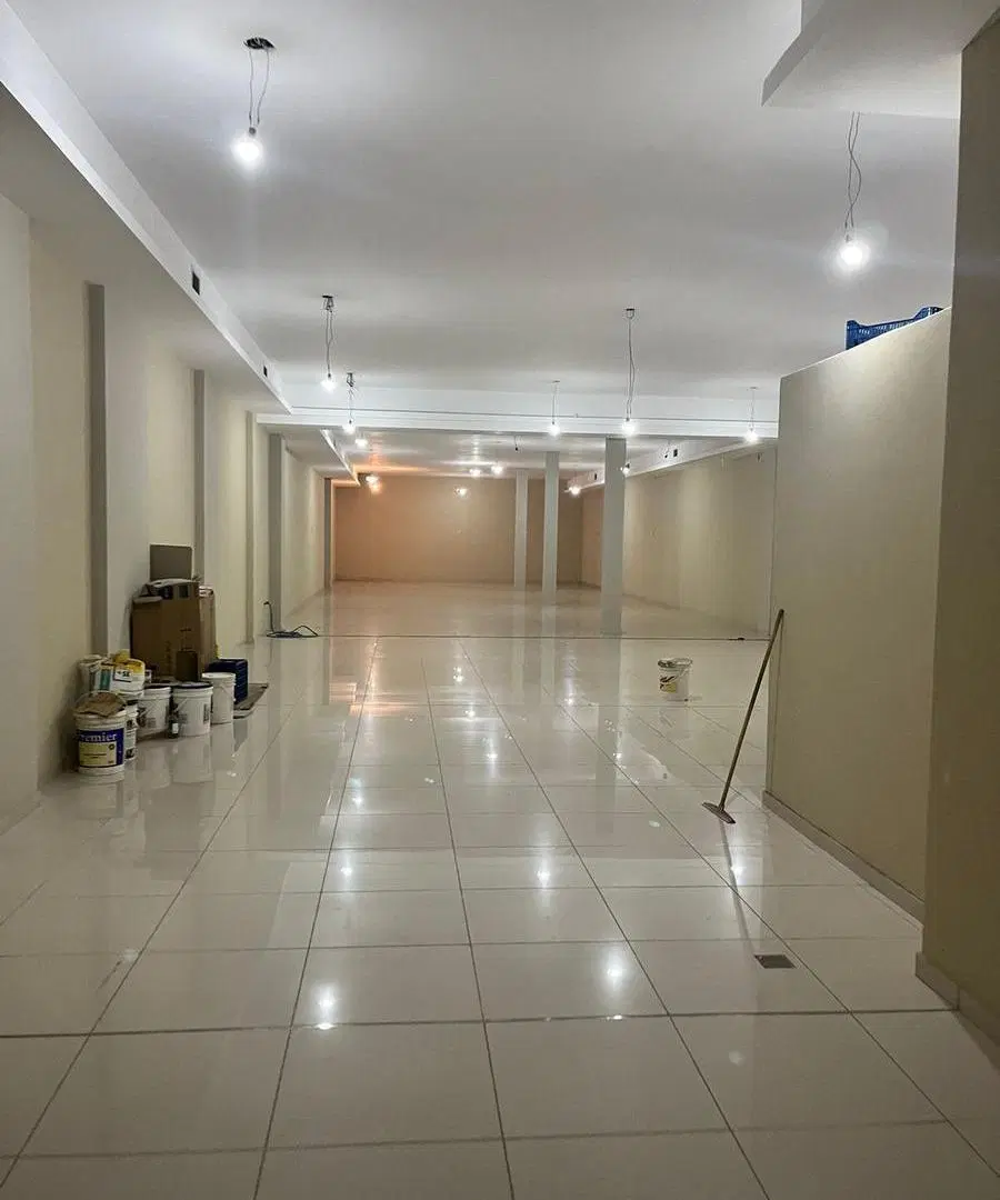 Alquiler • Importante Local Comercial • Liniers 2