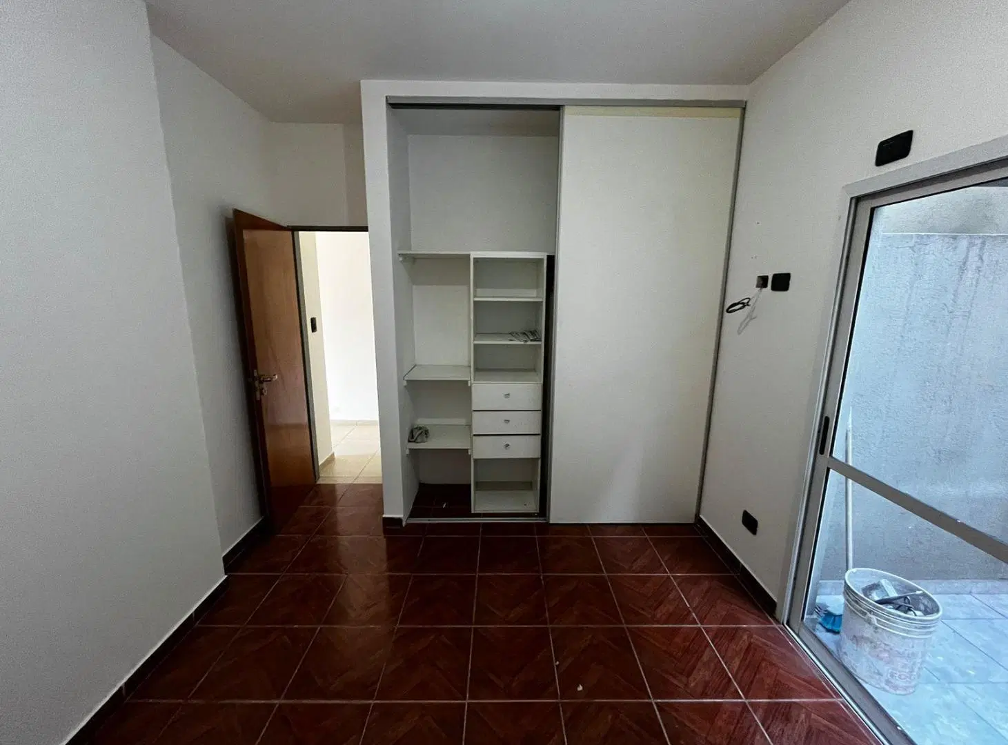 Alquiler • Departamento 2 ambientes con patio • Alte Brown 2495 UF 3 3