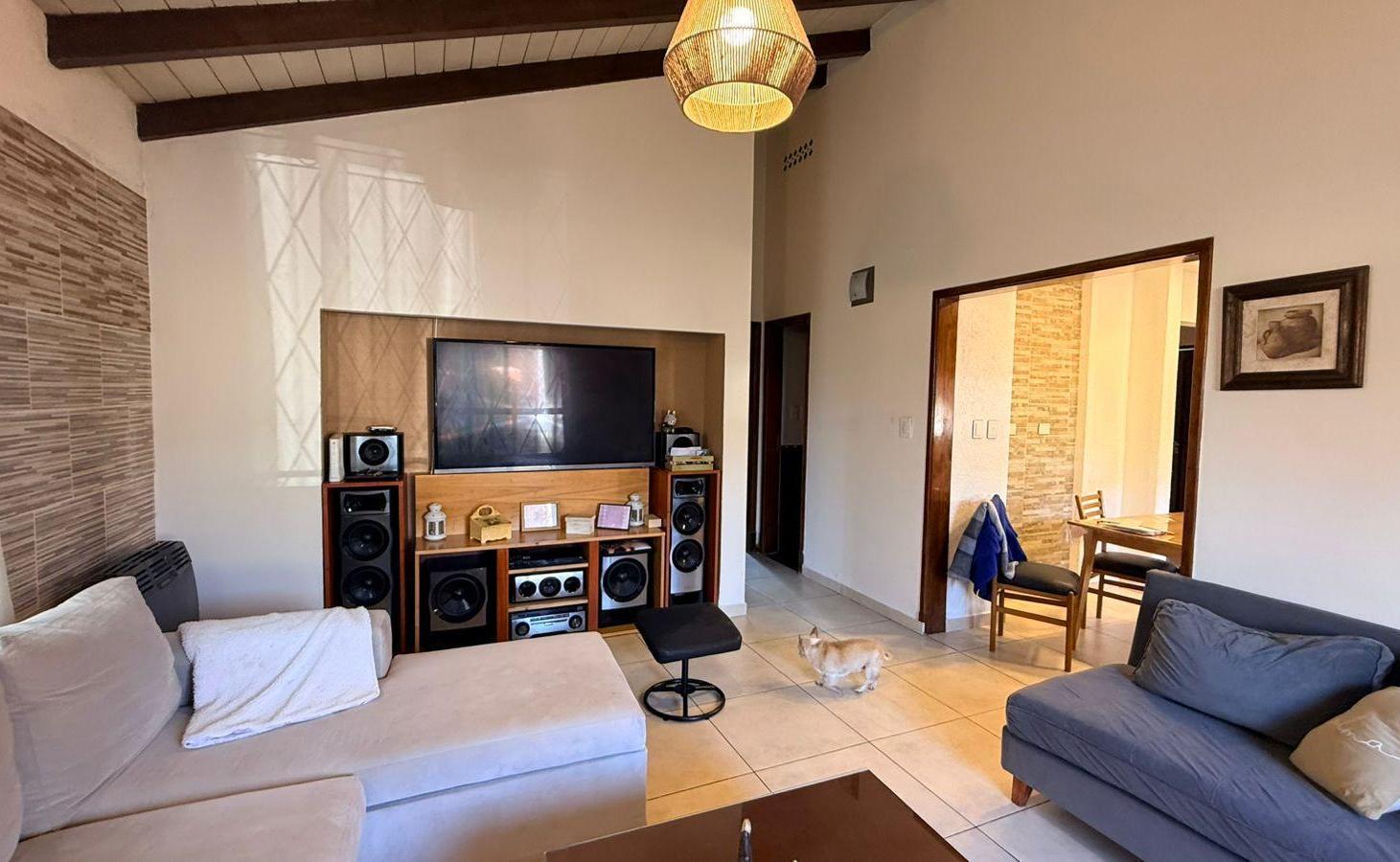 Casa - 5 ambientes en esquina - Quincho - Seminara