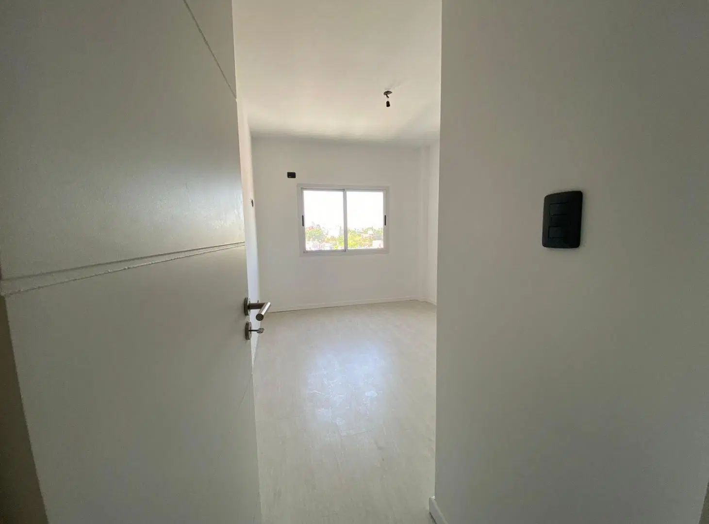 Dpto - 2 ambientes con cochera - Venta con renta- Juan B Justo 3800 ciudadela 4