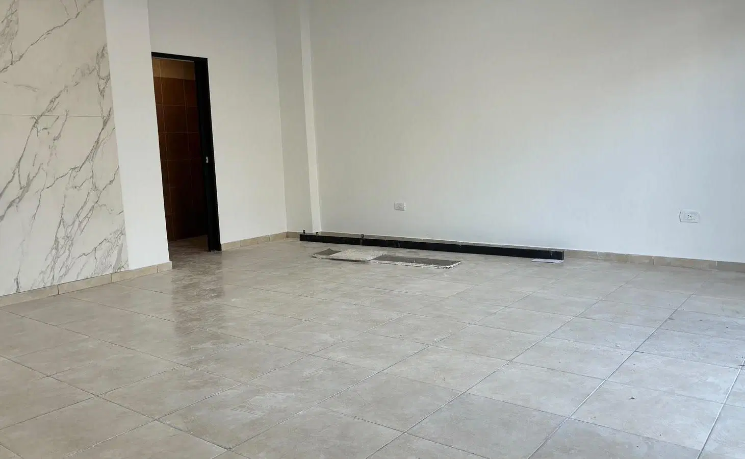 Local comercial - A mts de Av. Alberdi 4