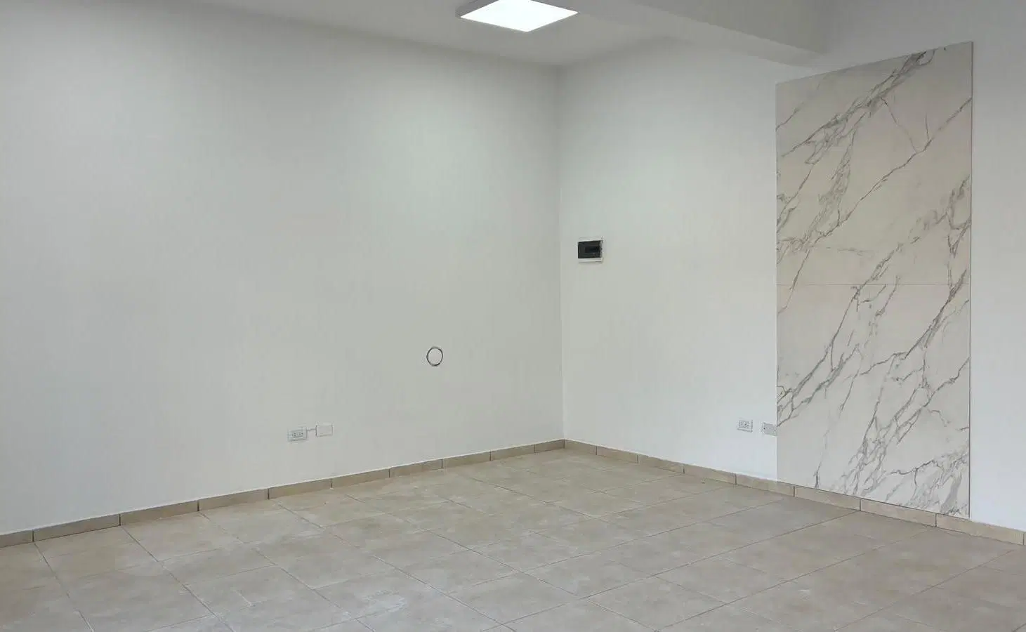 Local comercial - A mts de Av. Alberdi 5