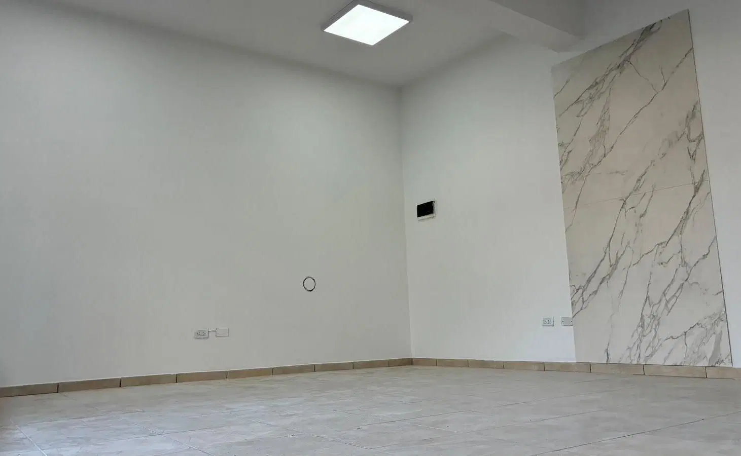 Local comercial - A mts de Av. Alberdi 3