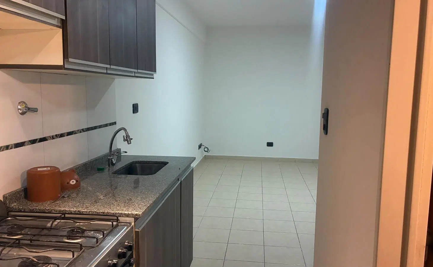 Departamento 2 AMBIENTES - PLANTA BAJA 4
