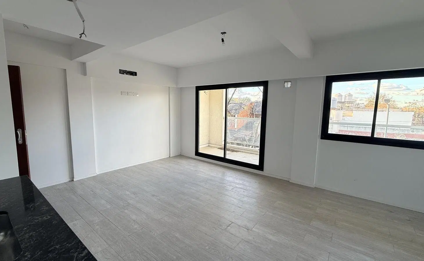 Dept en Venta - 2 amb - a Estrenar - En esquina Jose Leon Suarez y Ordoñez 8