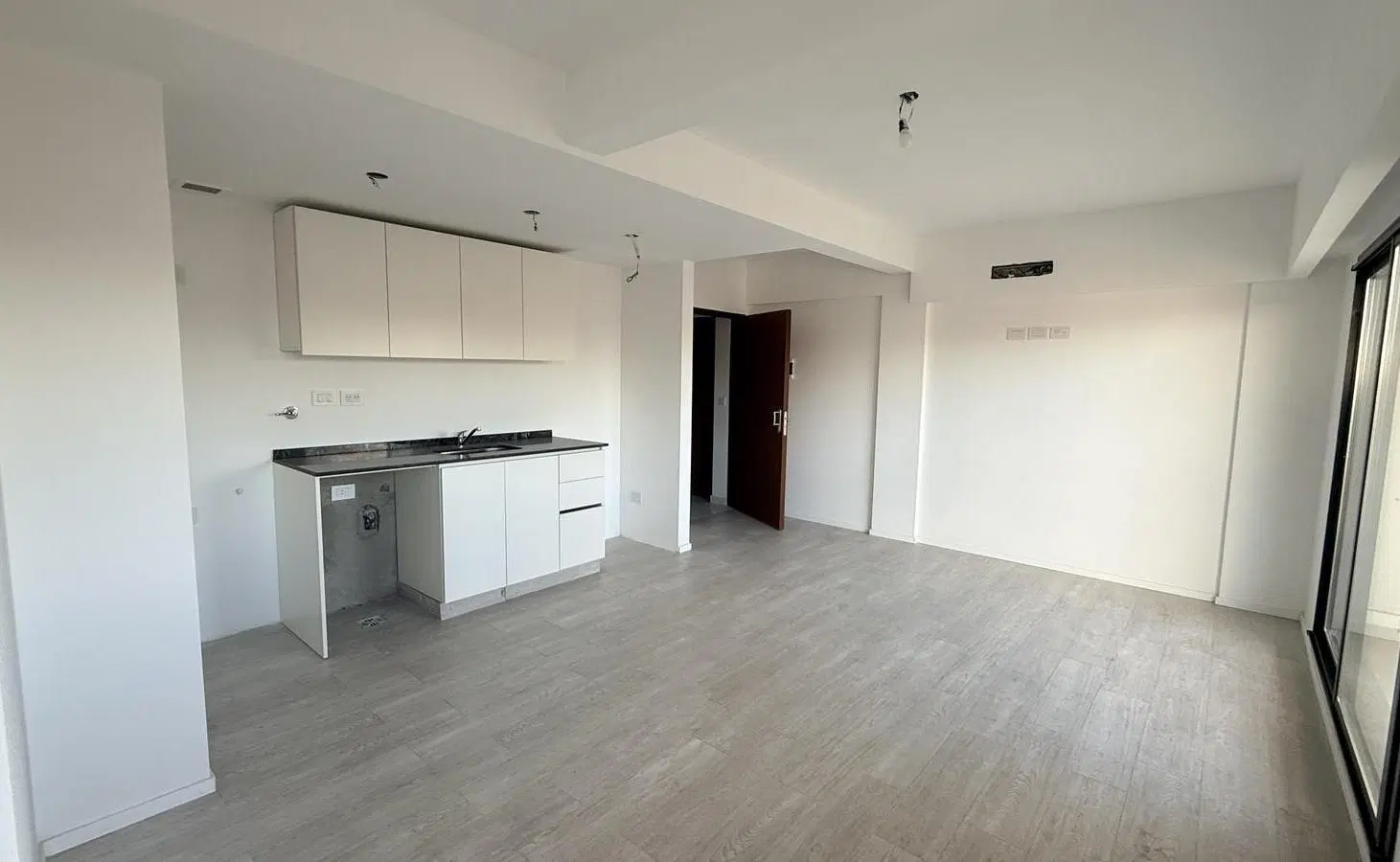 Dept en Venta - 2 amb - a Estrenar - En esquina Jose Leon Suarez y Ordoñez 5