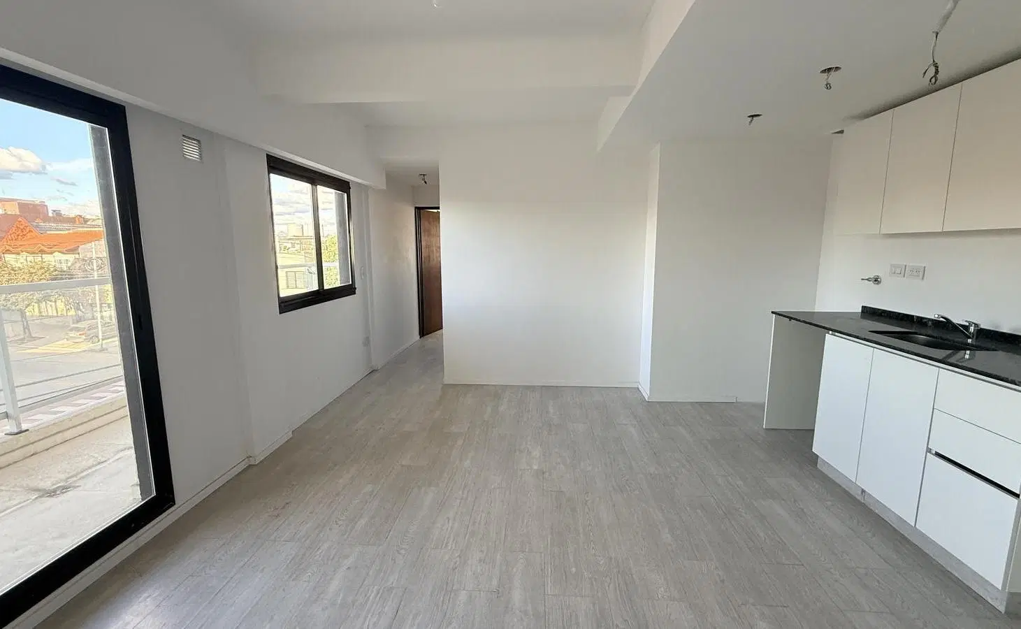 Dept en Venta - 2 amb - a Estrenar - En esquina Jose Leon Suarez y Ordoñez 2