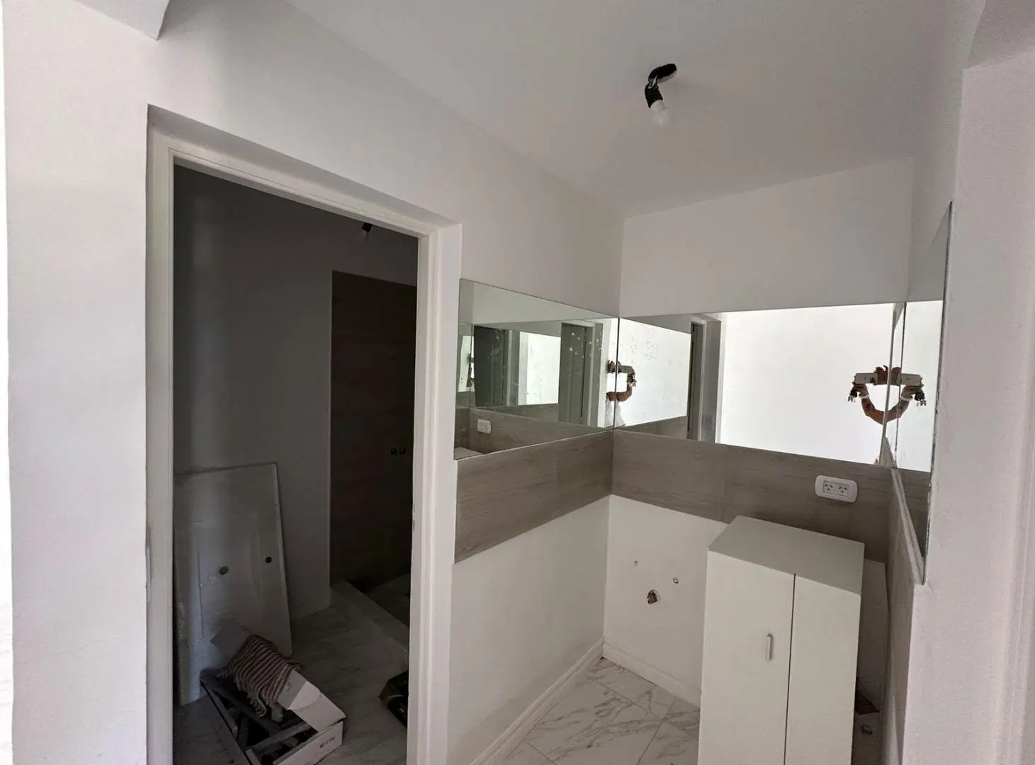 Casa en venta o alquiler en La Alameda a la laguna con pileta 5