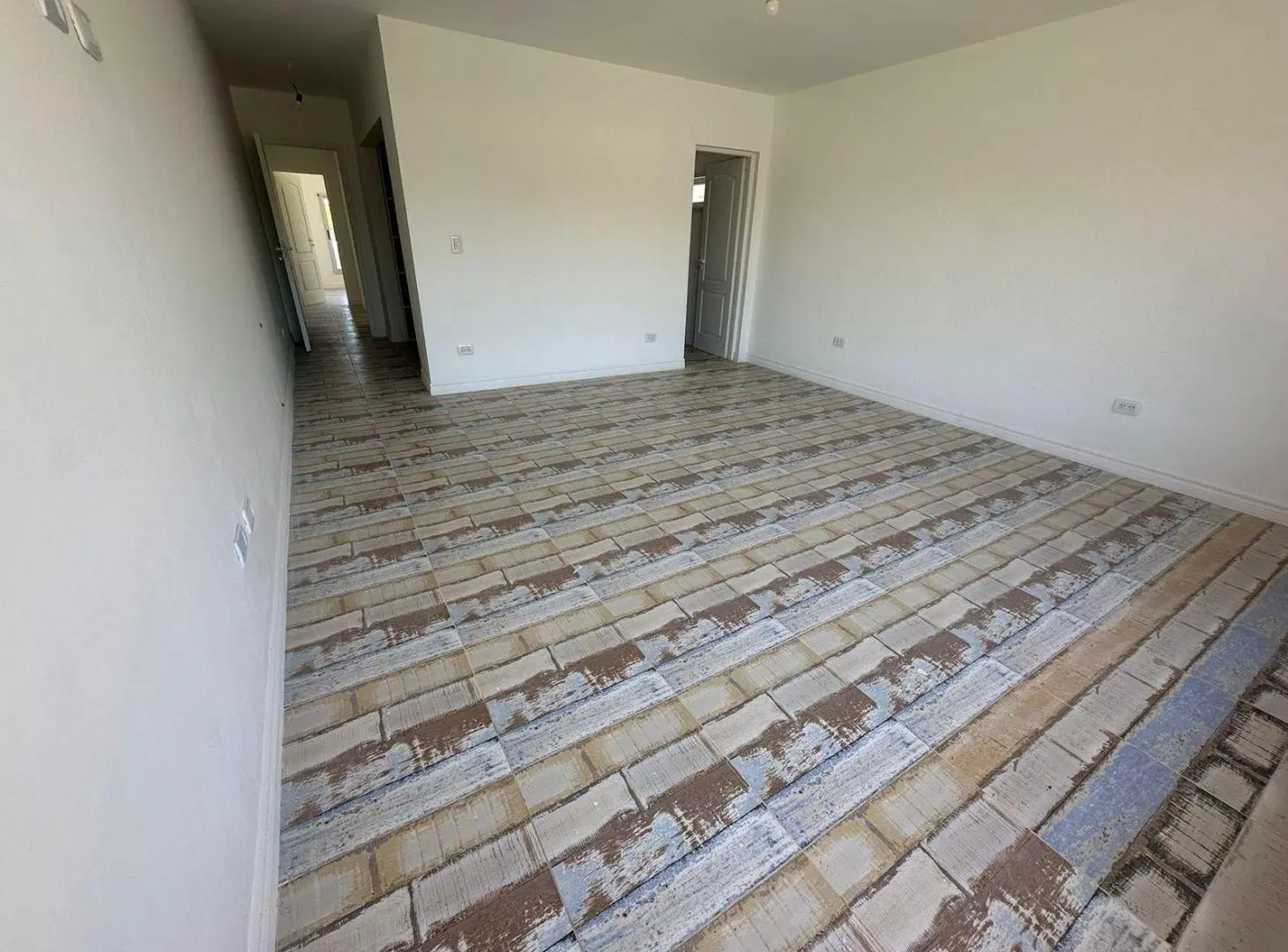 Casa en venta o alquiler en La Alameda a la laguna con pileta 2