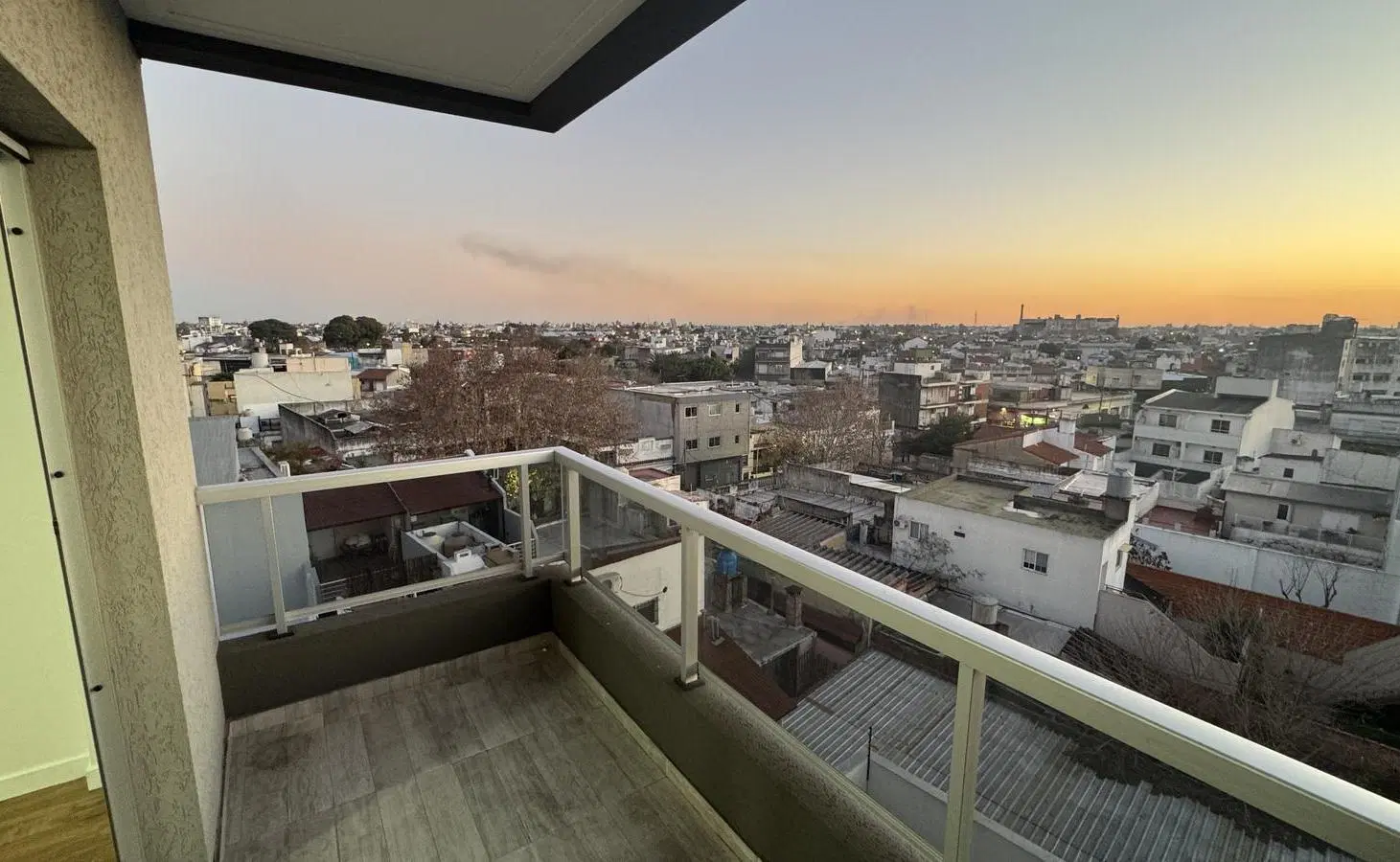 Dpto en Venta - Monoambiente - Muy amplio 43m2 - Luminoso - Ciudadela 8