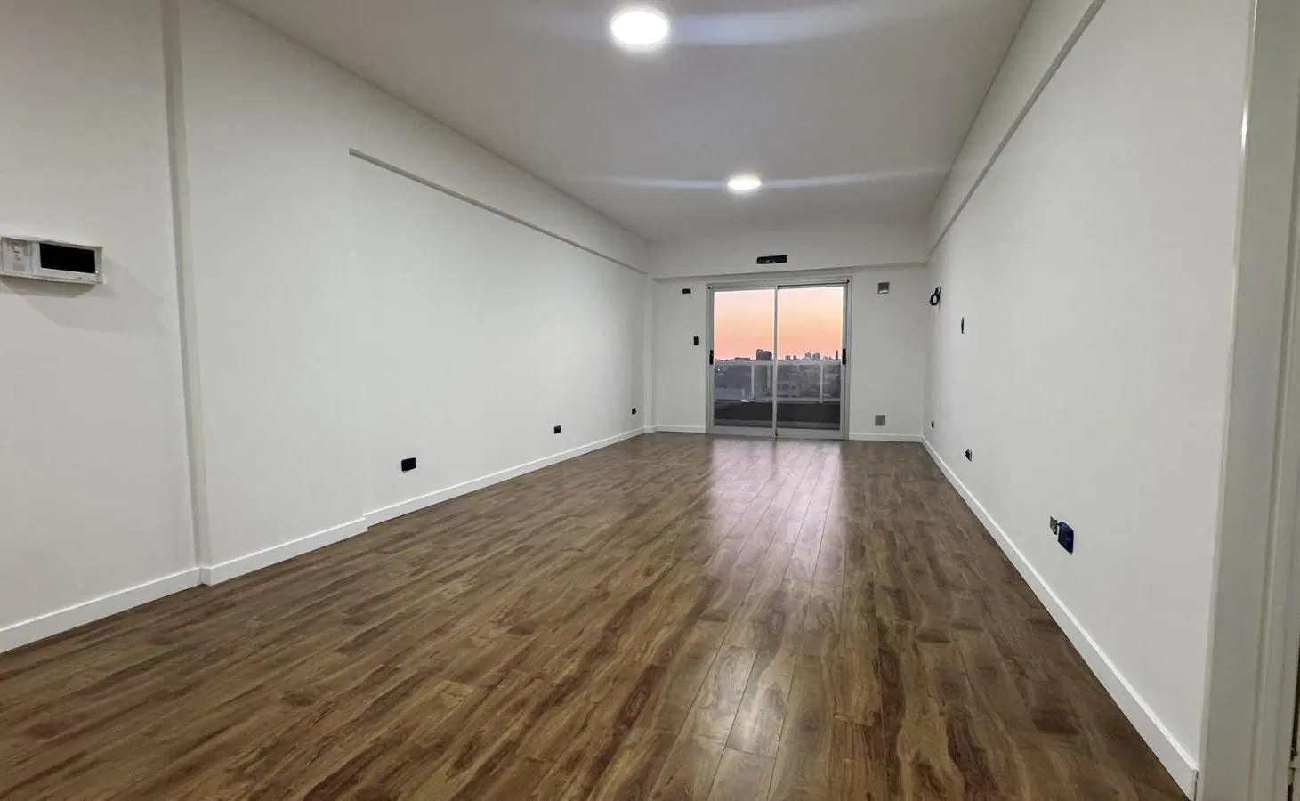 Dpto en Venta - Monoambiente - Muy amplio 43m2 - Luminoso - Ciudadela 2