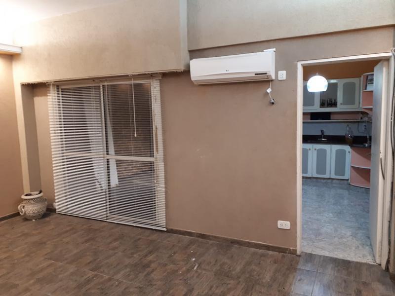 Foto de Alquiler 3 ambientes en planta baja con patio - Acassuso 6100 .Liniers, imagen 2